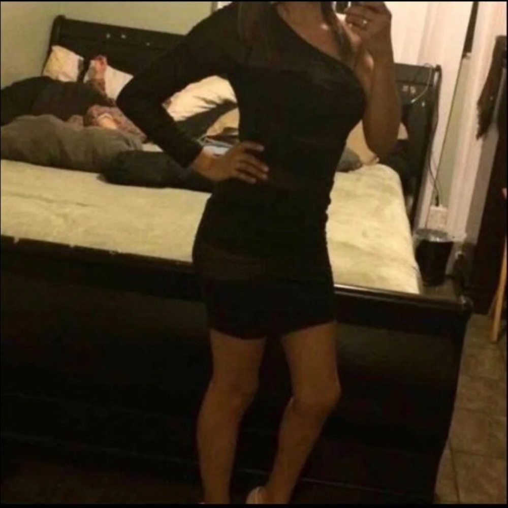 DRESS - Picture 2 of 3